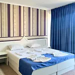 Stela Lejlighedshotel